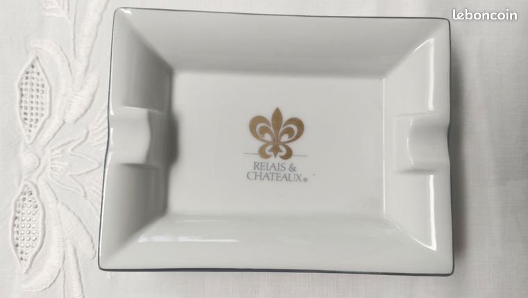 Cendrier Officiel Coupe Du Monde France 98 – Footix, Porcelaine Yves Deshoulières Apilco