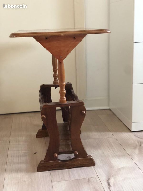 Table porte revue en bois (image 6)