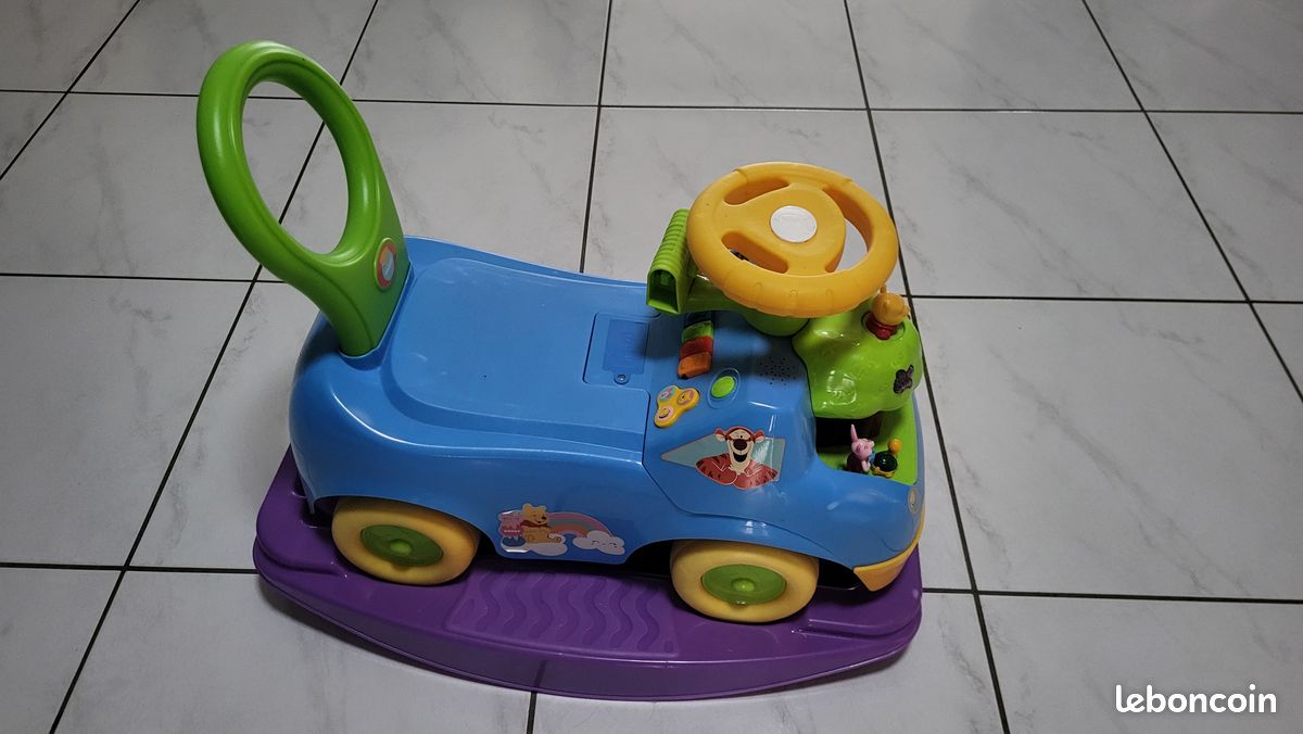 Porteur trotteur évolutif et musical Disney Winnie l'ourson Jeux