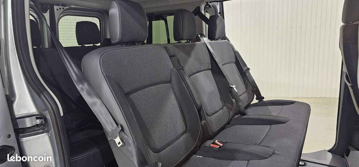 Renault Trafic Blue dCi 170 auto Techno L1 8 PL (image 26)
