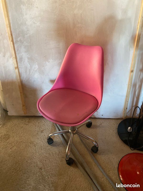 Chaise de bureau (image 1)