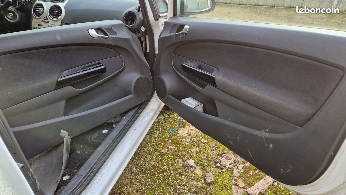 Pièces opel corsa D (corsa 4) (image 2)