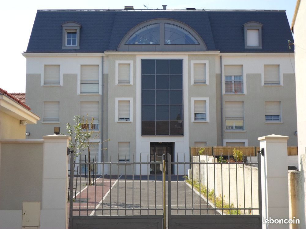 Appartement 4 pièces 89 m² · à Romilly-sur-Seine · 89 m² · 734 €/mois