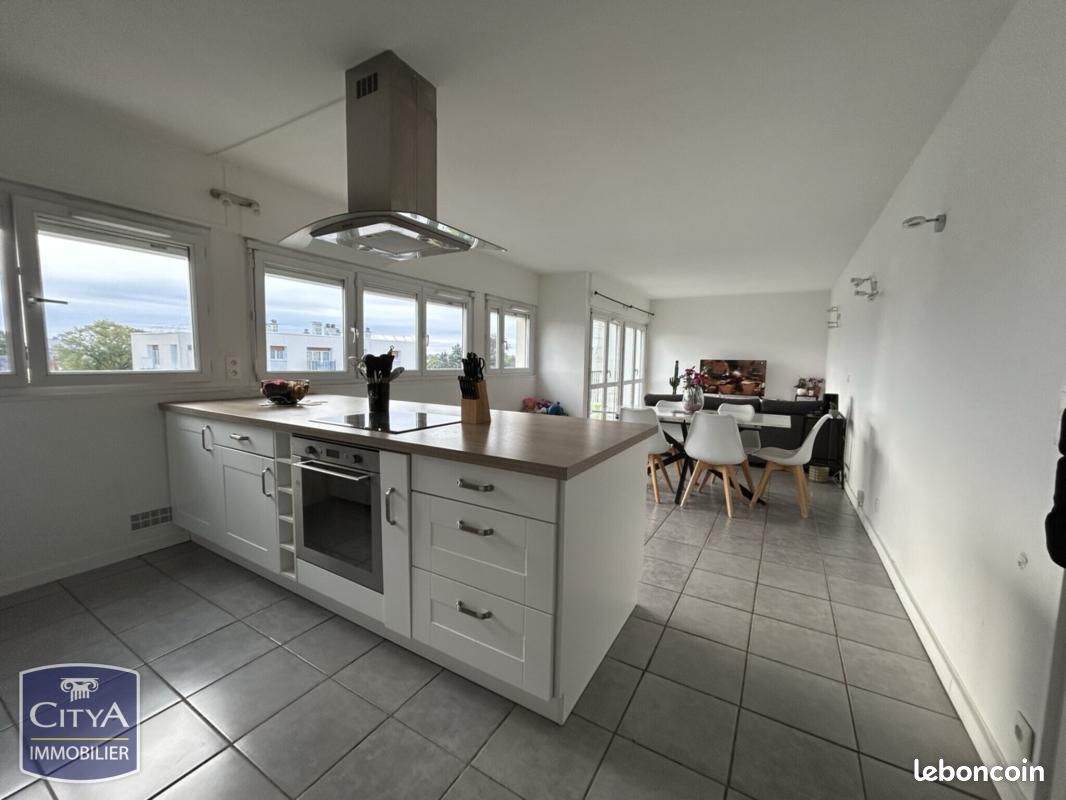 Appartement 4 pièces 83 m² · à Châtellerault · 83 m² · 69 000 €