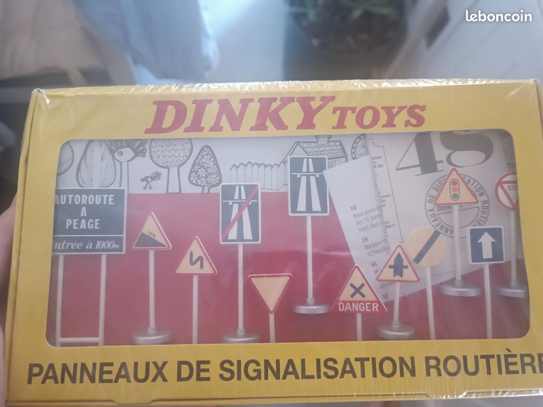 Dinky Toys (image 1)