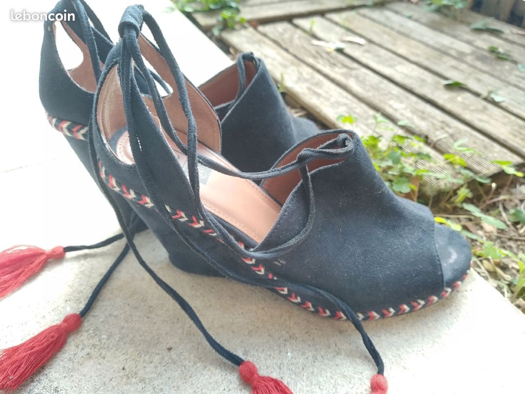 Chaussures compensées femme taille39 (image 1)