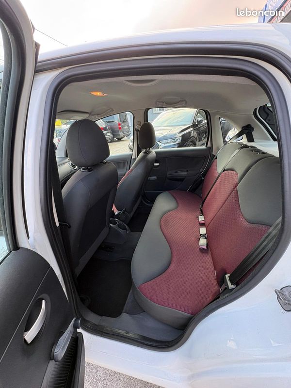 CITROEN C3 1.1i 8V 60CH (image 4)