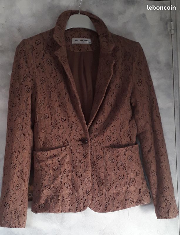 Veste dentelle (image 1)
