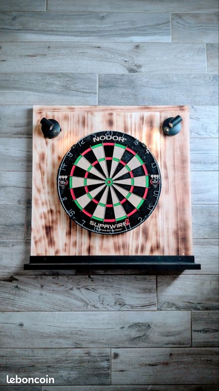 Support De Tablette Pour Cible De Fléchettes En Bois – Fabriqué à La Main En Allemagne, Ajustable, Compatible Avec écrans Jusqu’à 25 Cm