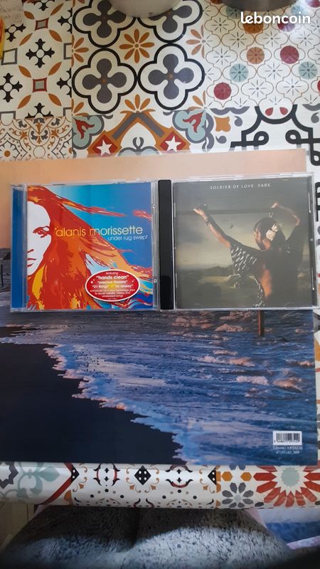 Alanis Morissette et Sade (image 1)