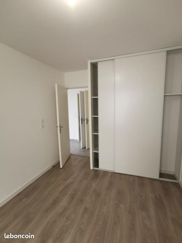 Appartement a louer vaulx-en-velin - 3 pièce(s) - 60 m2 - Surfyn