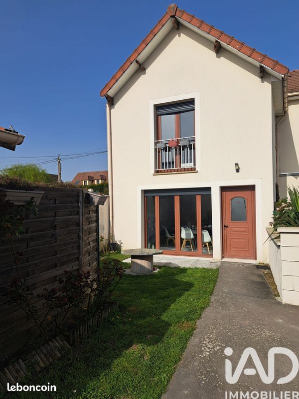 Appartement 4 pièces 91 m² · à Mouroux · 91 m² · 210 000 €