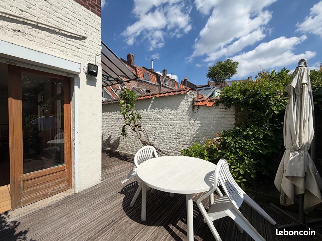 Maison 7 pièces 174 m² · à Croix · 174 m² · 530 000 €