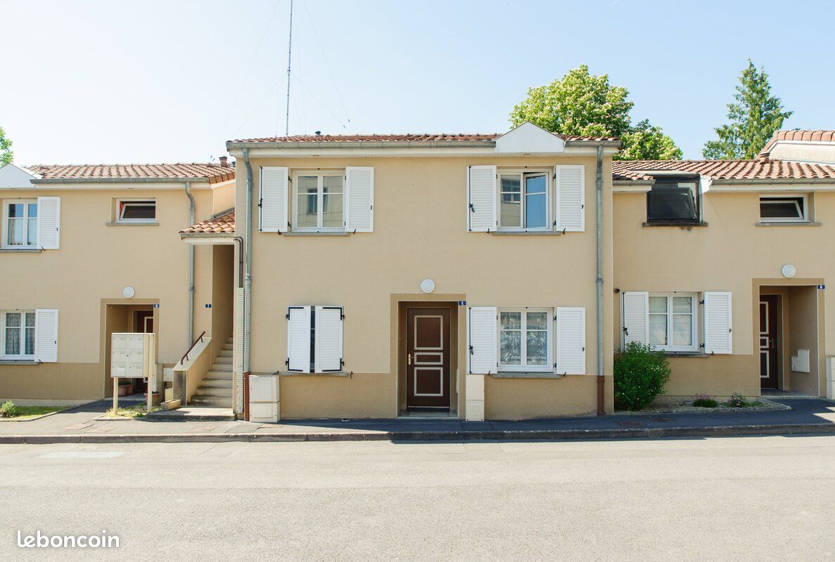 Appartement 5 pièces 103 m² · à Vouziers · 103 m² · 681 €/mois