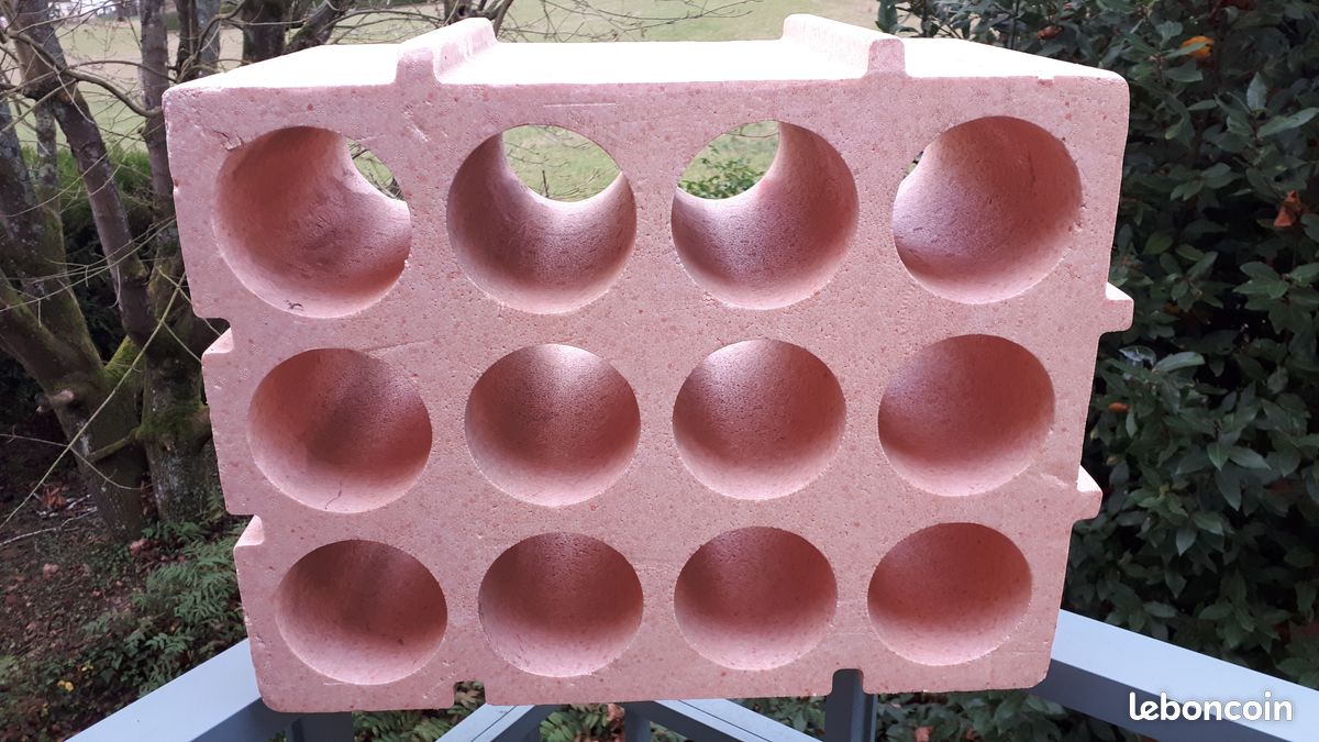 Casier ou range bouteilles en polystyrène emboitable neuf (image 1)