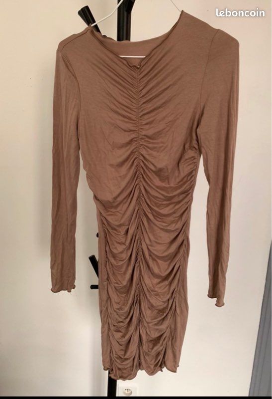 Robe moulante Shein (image 1)