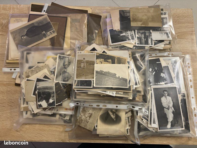 LOT DE 41 photos anciennes d'un voyage en 1952 en bon état comme sur