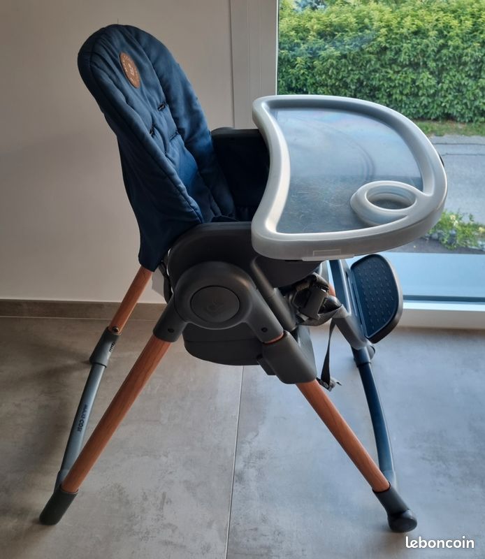 Chaise haute bébé (image 1)