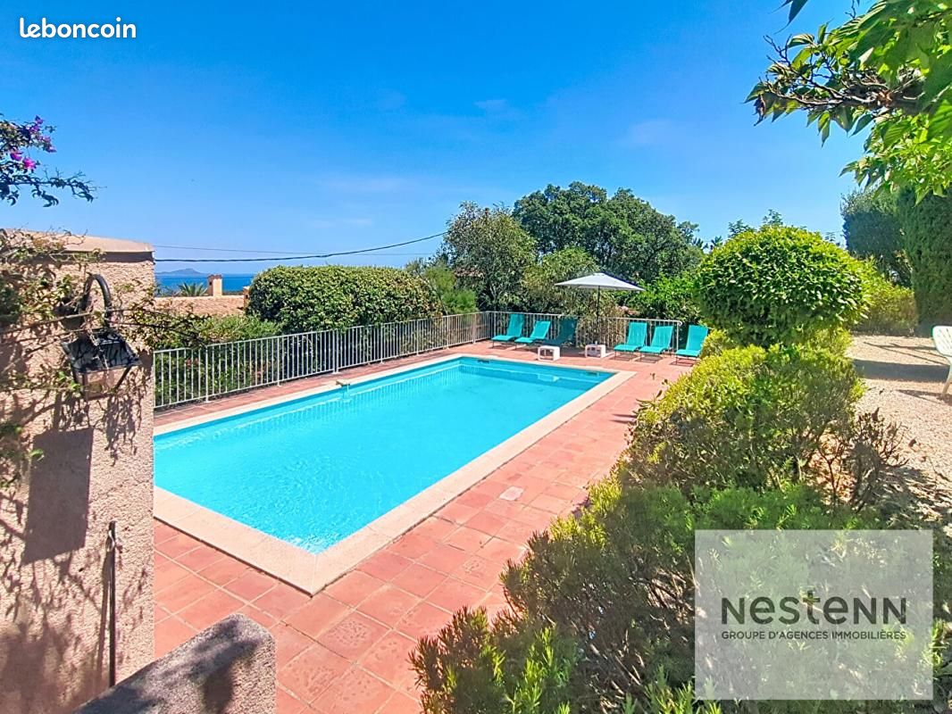 Maison 4 pièces 115 m² · à Fréjus · 115 m² · 760 000 €