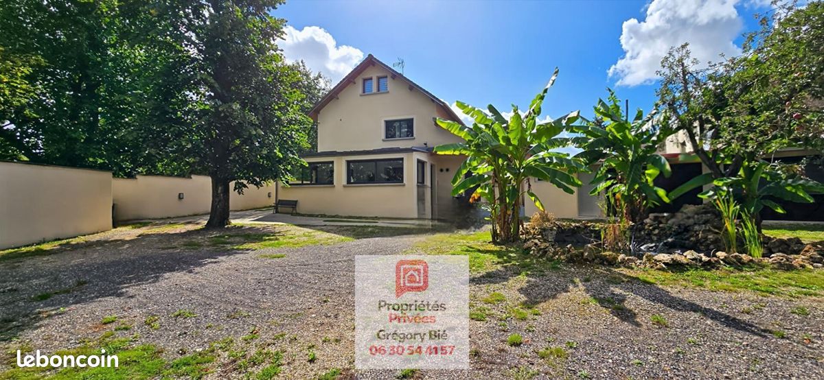 Maison 9 pièces 270 m² · à Coulommiers · 270 m² · 390 000 €