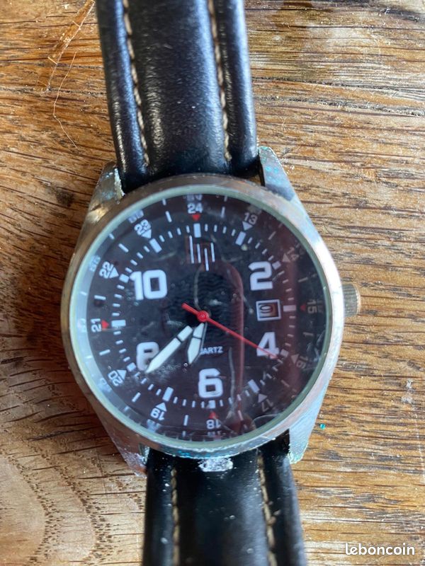 Lot de 9 montres vintage LIP Vuillemin Regnier Le Poin (image 1)