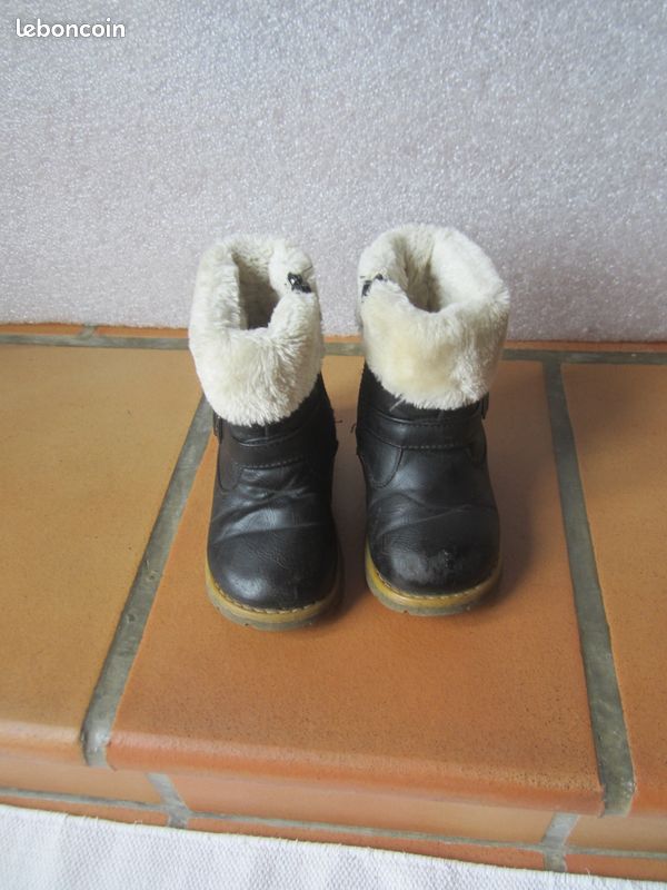 Chaussures + bottines fillette pointure 23 (image 9)