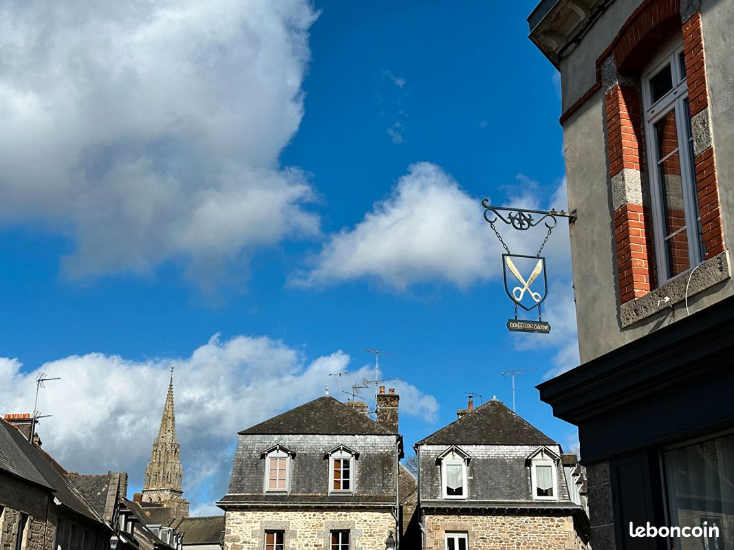 Immeuble 6 pièces 106 m² · à Quintin · 106 m² · 170 100 €