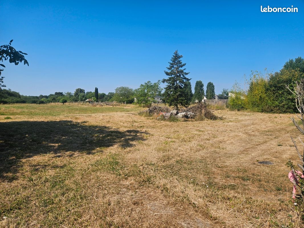 Terrain à bâtir 950m² Veigné Les Gués · 115 000 €