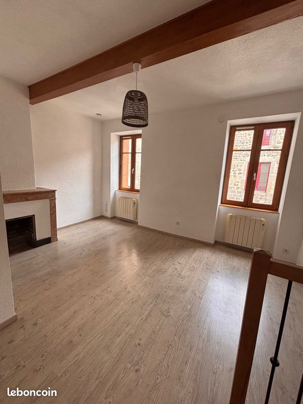 Maison 3 pièces 56 m² · à Saint-Marcellin-en-Forez · 56 m² · 545 €