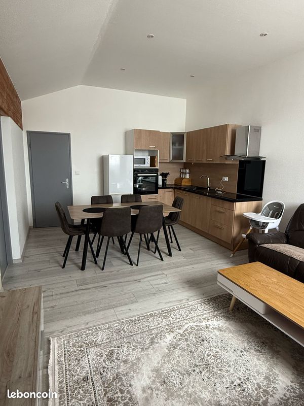 Appartement 1 pièce 50 m² · à Houtaud · 50 m² · 660 €/mois