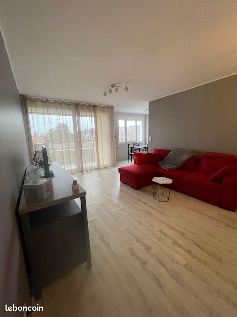 Appartement 2 pièces 52 m² · à Bourgoin-Jallieu · 52 m² · 690 €/mois