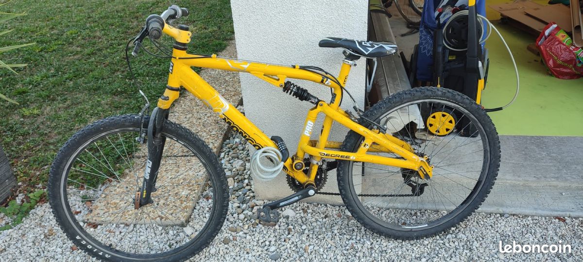 Vente VTT MONGOOSE Pro Vélos