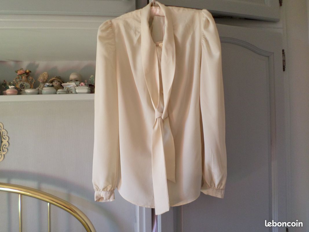 Chemisier ivoire années 50.T:40 (image 1)