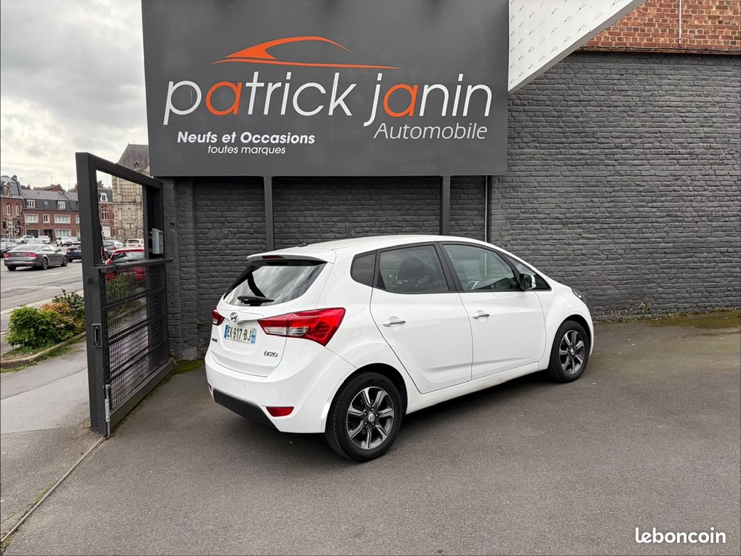 Hyundai ix20 1.4 90ch essence / ideal jeune conducteur / garantie 12 mois / revision ok / ct ok (image 3)