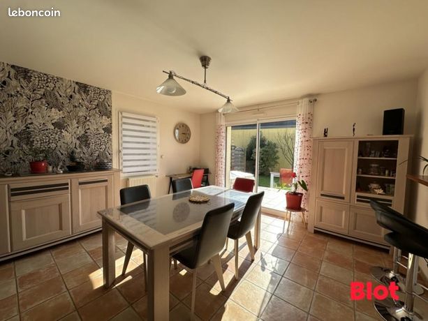 Maison 7 pièces 136 m²