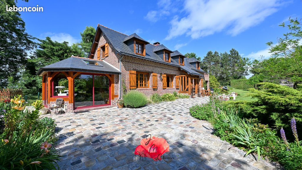 Propriété 7 pièces 172 m² (image 2)