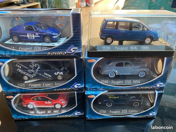 Solido 1/18 - Peugeot 206 CC Bleue - Modèle Réduit De Collection (occasion)