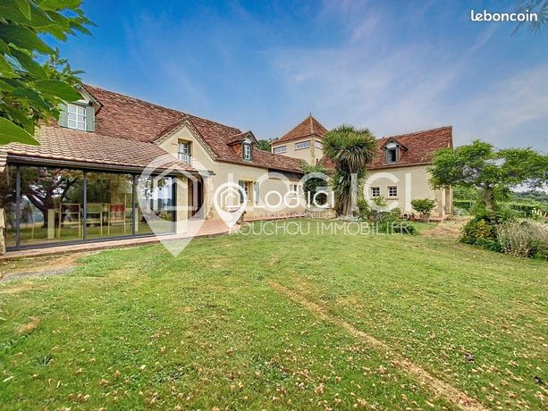 Propriété 8 pièces 220 m²