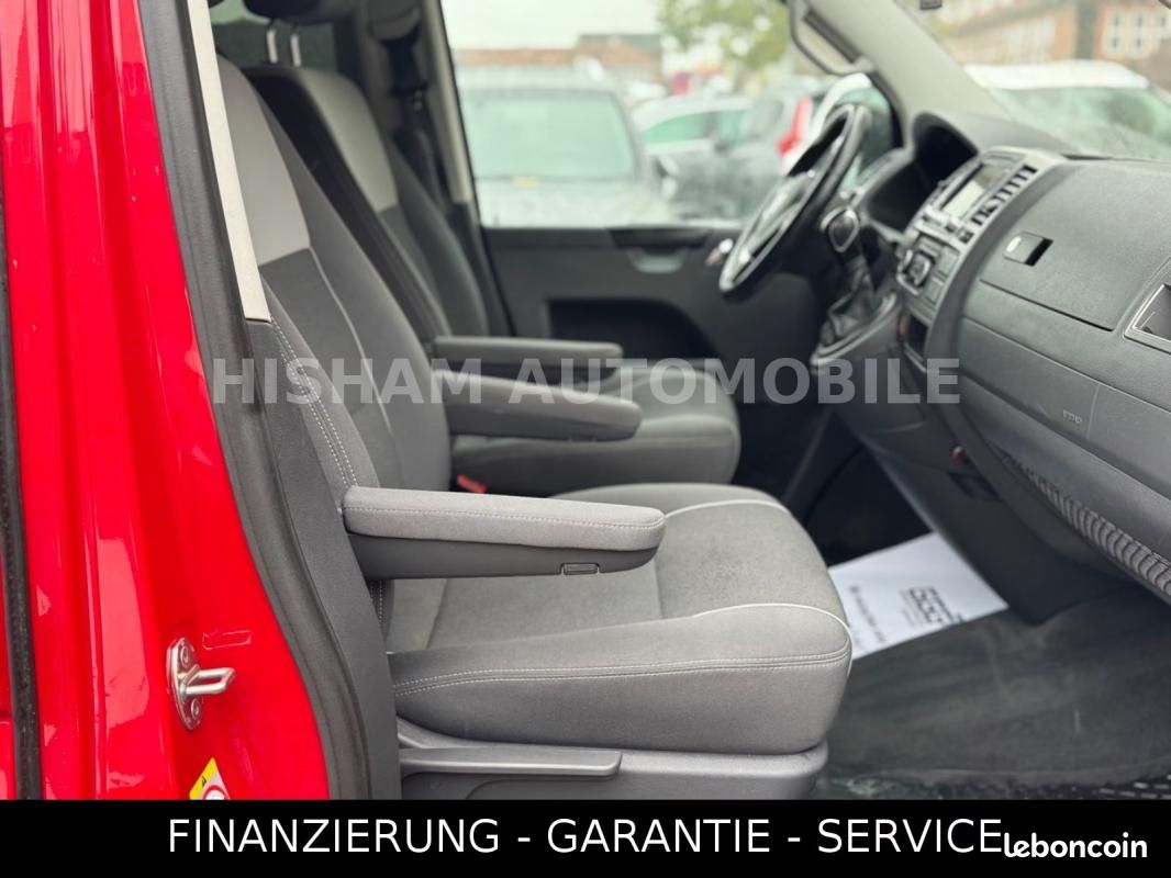 Volkswagen T5 Multivan 2.0 TDI 140CH - DSG STARTLINE CHAUFFAGE STATIONNAIRE ATTELAGE DISTRIBUTION... (image 3)
