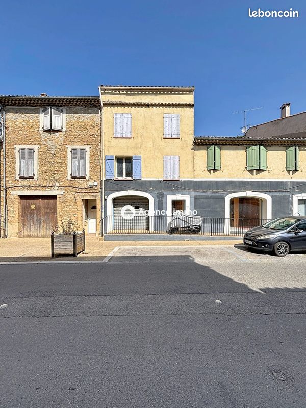 Immeuble 231 m² · à Forcalqueiret · 231 m² · 139 900 €