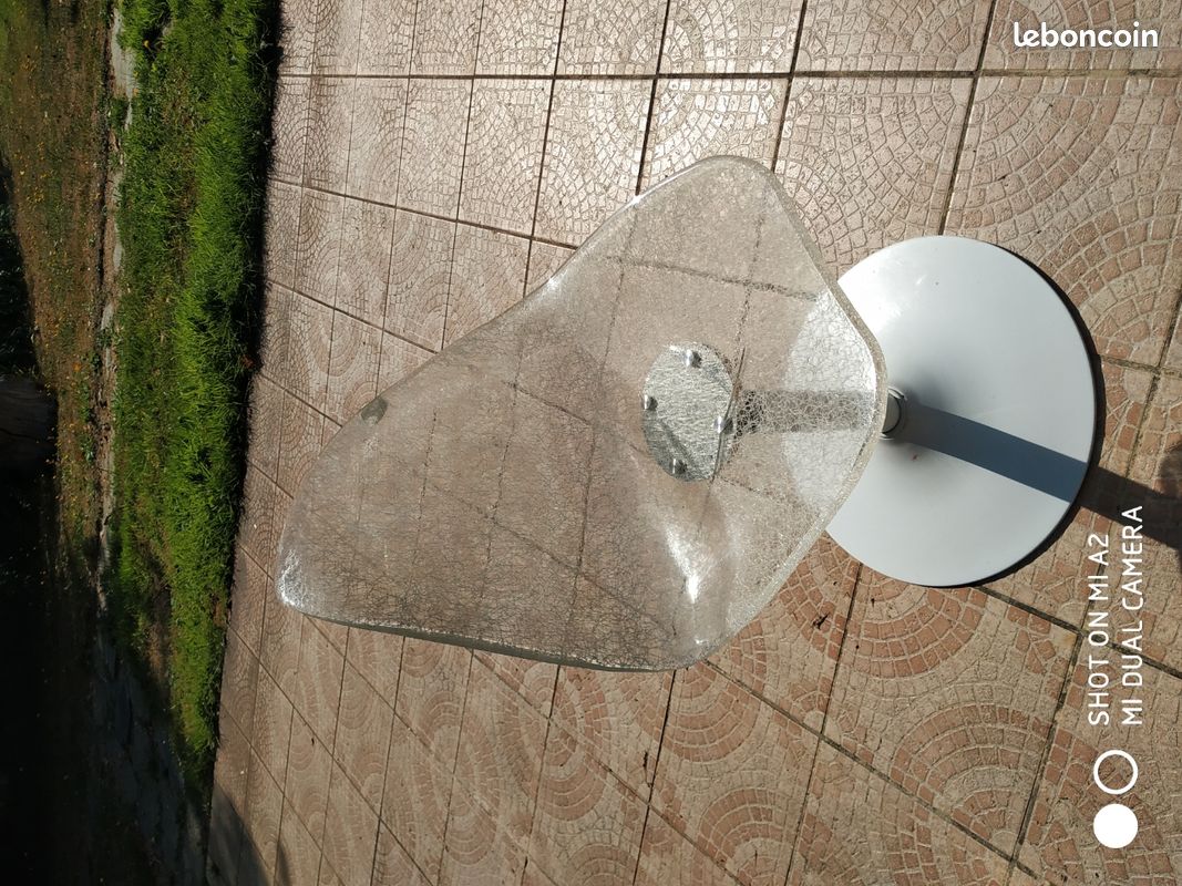 Tabouret tournant blanc transparent (image 1)