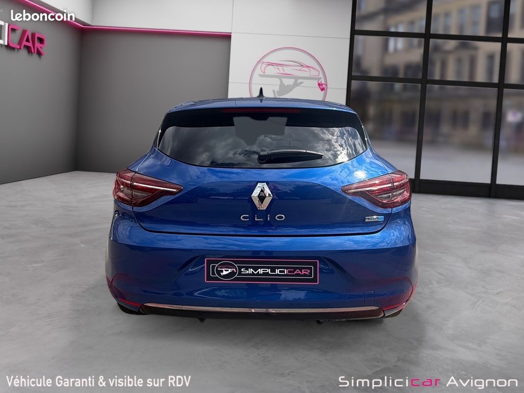 RENAULT CLIO V 145 Techno E-Tech hybride (image 8)
