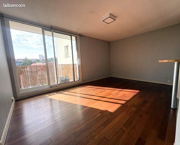 Appartement 1 pièce 33 m² · à Clermont-Ferrand · 33 m² · 525 €/mois