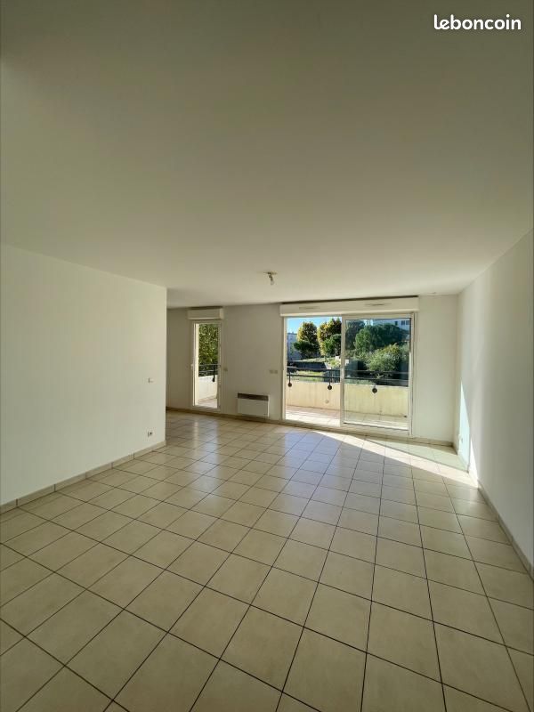 Appartement 3 pièces 61 m² · à Marseille · 61 m² · 210 000 €