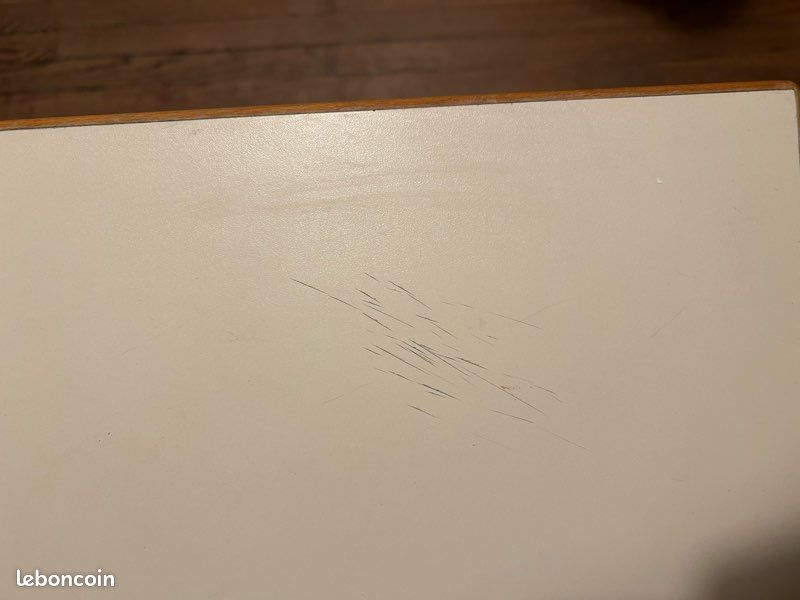 Table à manger bon état (image 4)