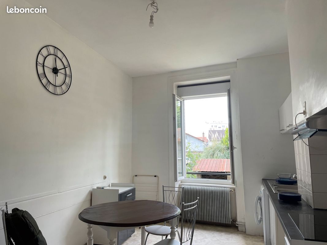 F1 meublé étudiant - Limoges 87000 Centre-Hôtel de Ville Emailleurs (image principale 0)