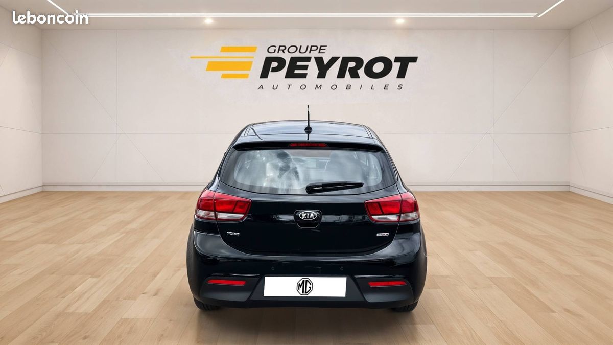 KIA Rio 1.0L T-GDi 100 ch ISG Urban Edition (image 4)