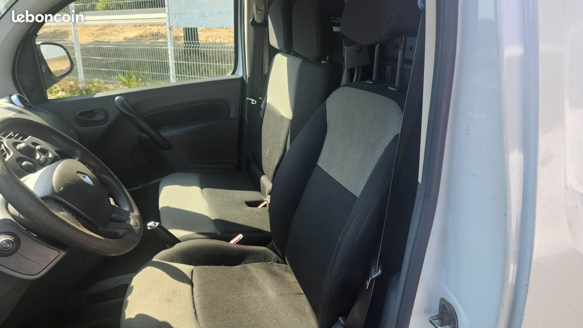 RENAULT KANGOO 3 PLACES (7500HT) 1.5 dci 90cv EXTRA R-LINK 1ere main TVA RECUP (image 3)