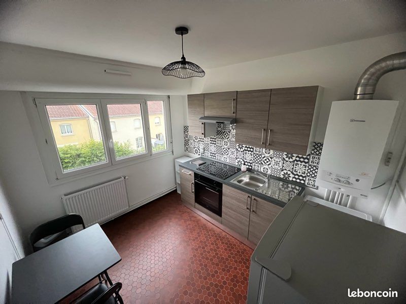 Appartement 1 pièce 32 m² · à Saint-Max · 32 m² · 550 €