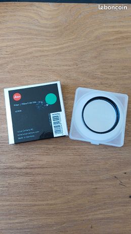 Acheter maintenant le filtre de couleur E49 Orange, pour Leica Q2 Monochrom | sur le site Leica